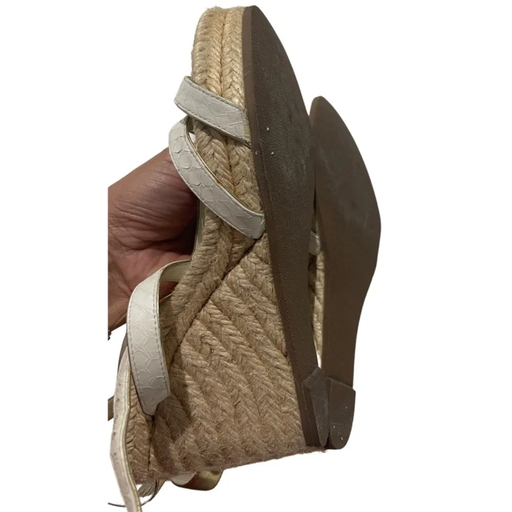 Louis Vuitton Espadrilles Sandals - Picture 7 of 7
